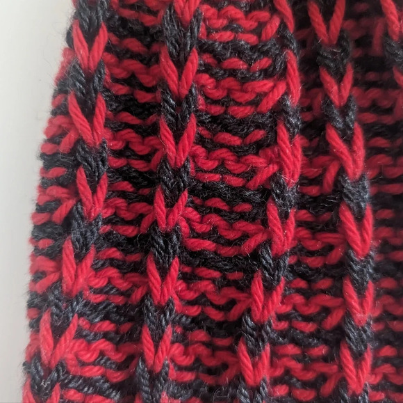 Red and Black Handmade Knitted Hat Touque - Picture 6 of 6